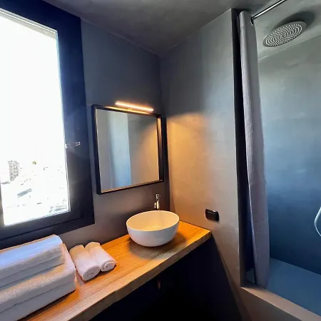 Ferienwohnung Big Duomo View Sailboat-Inspired Penthouse Mailand Exterior foto