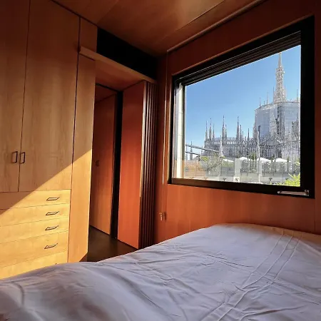 Ferienwohnung Big Duomo View Sailboat-Inspired Penthouse Mailand Exterior foto
