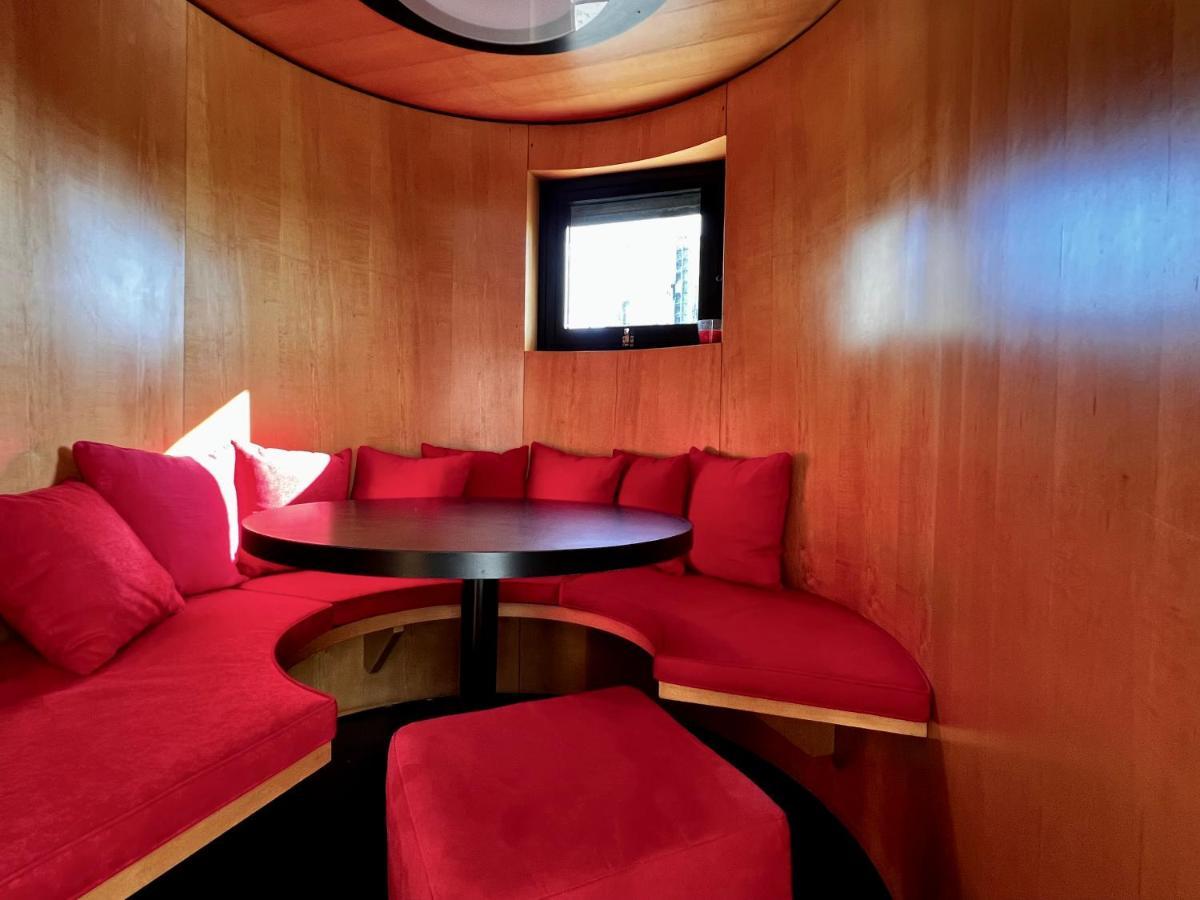 Big Duomo View Sailboat-inspired Penthouse Appartement